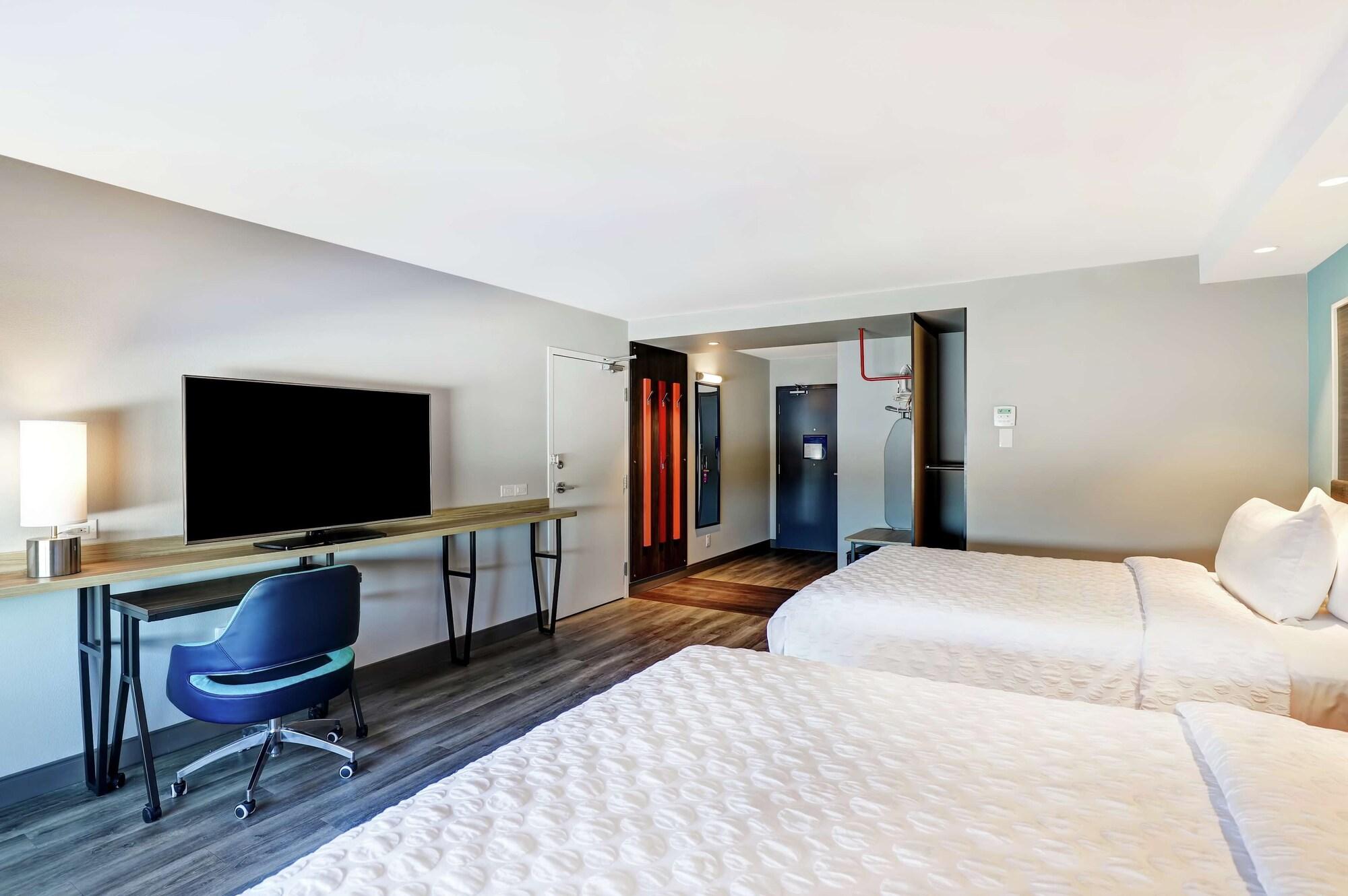 Tru By Hilton Edmonton Windermere Luaran gambar