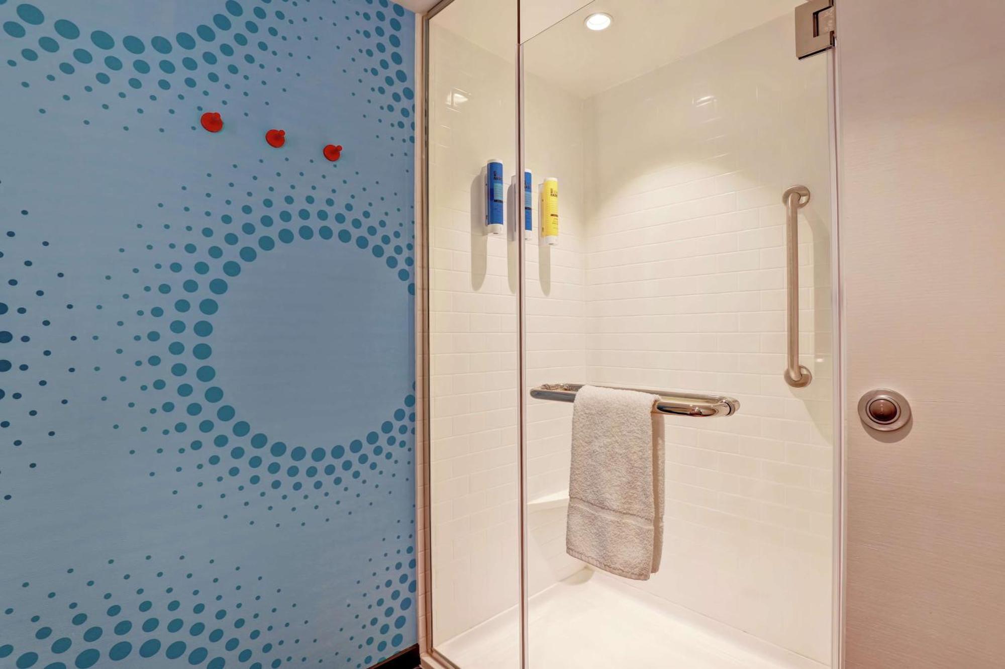 Tru By Hilton Edmonton Windermere Luaran gambar